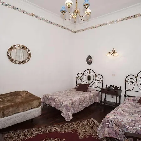 מלון Madrid 3*