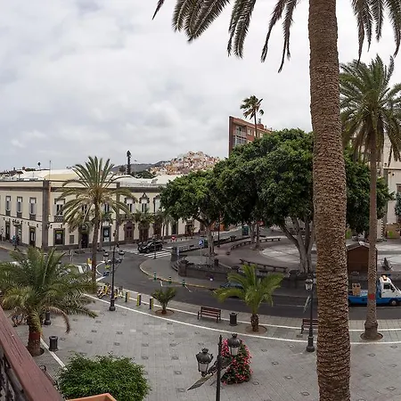 Madrid 2* Las Palmas de Gran Canaria